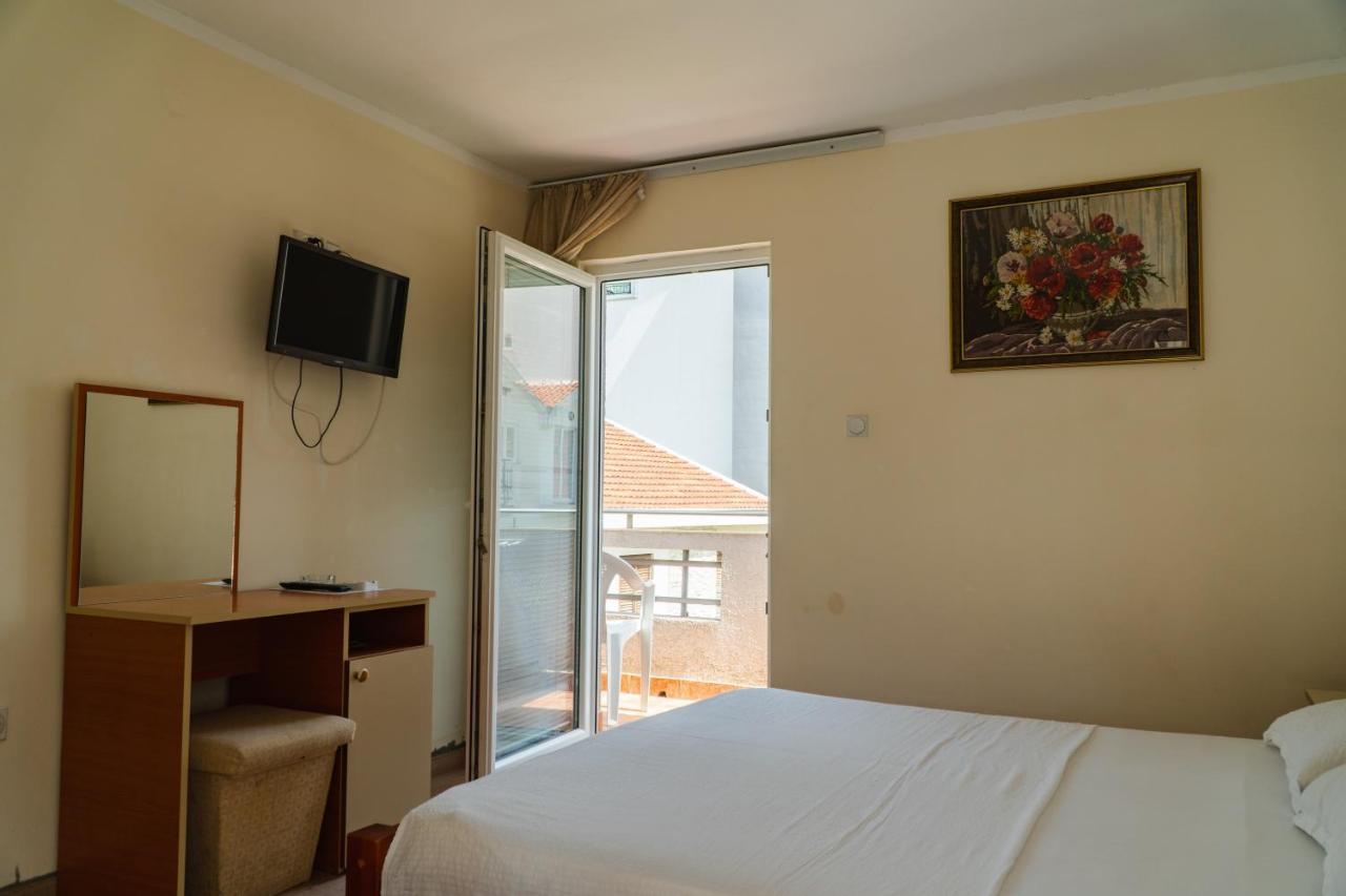 Guest House Buskovic Budva Exterior foto